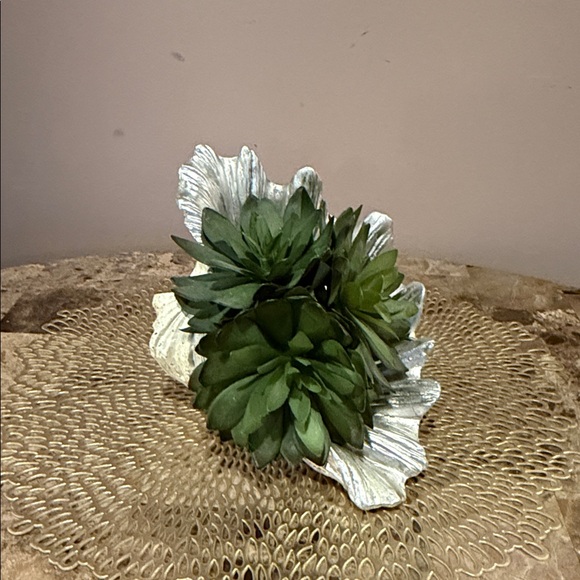 Decorative Shell Dish - Picture 12 of 12